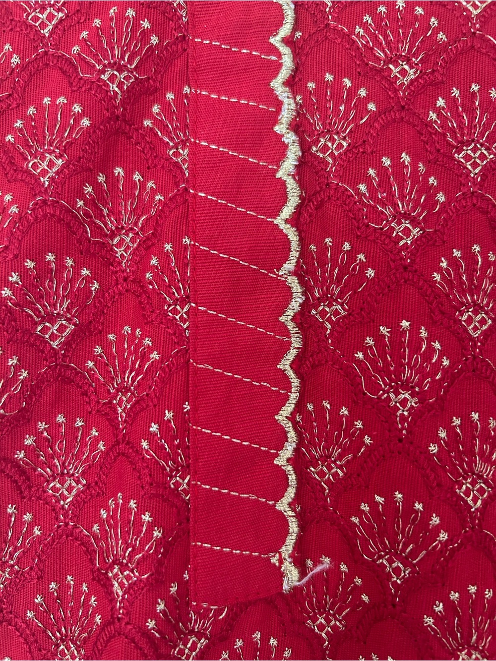 Beechtree, red, khaddar, Embroidered women’s Kurta with trouser. - Picture 3 of 8